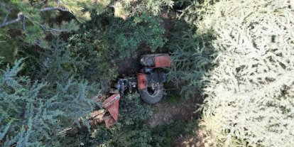 Afyonkarahisar’da 30 metrelik uçurumda can pazarı