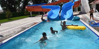 Beylikova’da aquapark ve yüzme havuzları yeniden hizmete açıldı