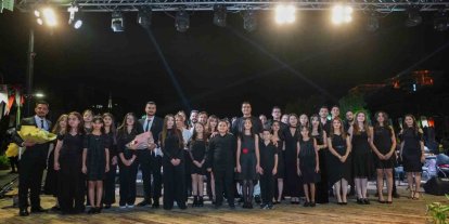 Şehitkamil’den Vadi Park’ta müzik dolu gece