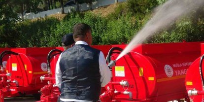 (BEKLESİN) Muğla Büyükşehir’den kırsal mahallelere yangın tankeri desteği