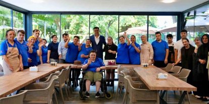 Düzce’de özel bireylerin çalıştığı Kusursuz Kafe 10 yaşında