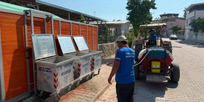Yenipazar’da haşereye karşı ilaçlama çalışmaları sürüyor