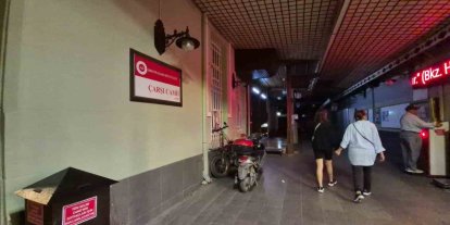 Namaz kılmak için girdiği camide eşyaları çalındı