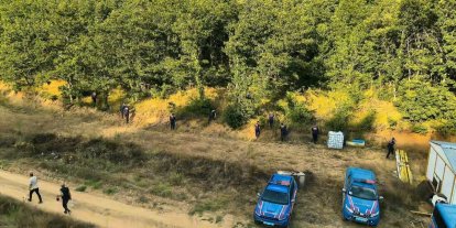 Jandarma uyuşturucu operasyonunda aranan şahsı da yakaladı