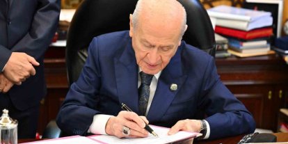 MHP Genel Başkanı Bahçeli: "(Çerçeve yasa) Bu imzayla bin yıllık kardeşliğimiz bir kez daha tescillenmiştir"