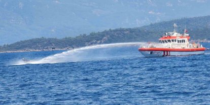 Marmaris’te demirli yelkenli tekne alevlere teslim oldu