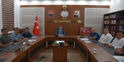 Salihli’de metruk binalar yıkılıyor, hurda araçlar kaldırılıyor