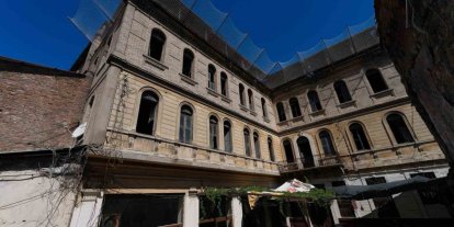 İzmir’in simge yapısı Cihan Palas yeniden hayat buluyor