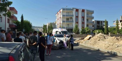 Otomobil ile motosiklet çarpıştı: 2 yaralı