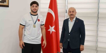 Güreşçi Alperen Tokgöz Akdeniz Oyunları’nda Türkiye’yi temsil edecek