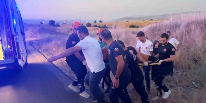 Bingöl’de otomobil yoldan çıktı: 2 yaralı