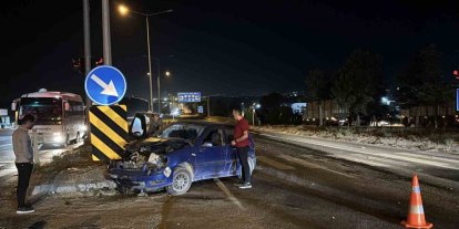 Bolu’da kırmızı ışıkta geçen otomobil kamyonla çarpıştı