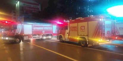 Sultanbeyli’de alışveriş merkezinde korkutan yangın