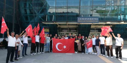 Avrupa üçüncüsü Afal Erzincan’da coşkuyla karşılandı