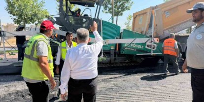 Şehit Komandolar Caddesi’ndeki asfalt çalışması devam ediyor
