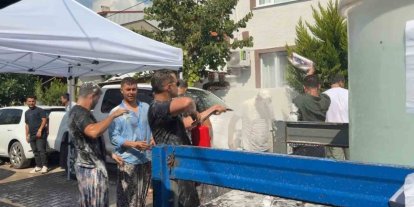 Böyle gelenek görülmedi.. Damat su tankına atıldı