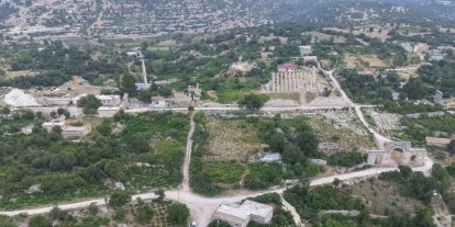 Torosların eteğinde Olba Krallığı’nın ibadet yeri ’Uzuncaburç’ misafirlerini ağırlıyor