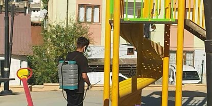 Hakkari’de kara sinekle mücadele sürüyor