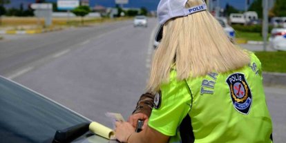 Düzce’de 204 araç trafikten men edildi