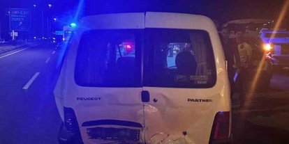 Bolu’da otomobil ile hafif ticari araç çarpıştı: 2 yaralı