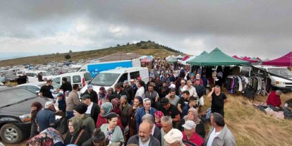 Bin 850 rakımlı zirvede şifa mesaisi: Hacet Bayramı’nda sarı kantaron topladılar