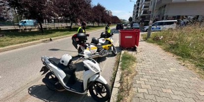 Otomobil ile motosiklet çarpıştı: 1 yaralı