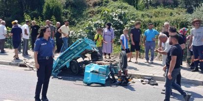 Otomobil ile patpat çarpıştı: 2’si ağır 4 yaralı