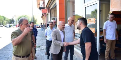 Vali Varol, Toptan Gıdacılar Çarşısı’nda esnaf ve vatandaşlarla buluştu