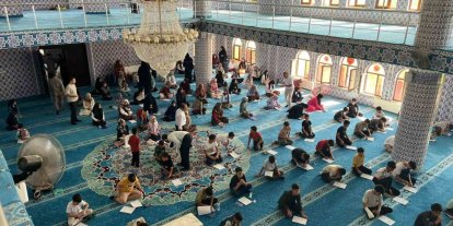 Dicle’de yaz Kur’an kursları arası bilgi yarışması gerçekleştirildi