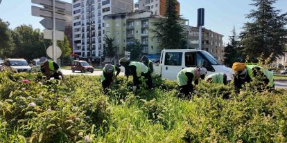 Elazığ Belediyesi, kent genelinde çalışmalarını sürdürüyor