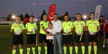 Denizli Büyükşehir Futbol Turnuvası kupalar sahiplerini buldu