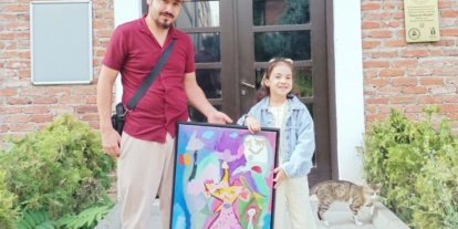 Eskişehir’deki Frig Sergisine 6 yaşındaki minik ressam damga vurdu