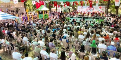Efeler’de çocuklar için interaktif tiyatro zamanı