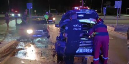 Trafik kazasında yaralanan sürücü, kızı ve torununu görmeden hastaneye gitmek istemedi