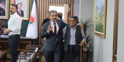 Vali Ekici hafta sonunu vatandaşlara ayırdı: 2 günde 50 vatandaşla görüştü