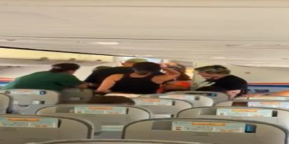 Antalya Havalimanı’nda yolcular uçakta saatlerce bekledi, bagaj krizi yaşadı