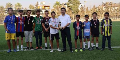 Arsuz’da yaz kuran kursu öğrencileri futbol turnuvasında buluştu