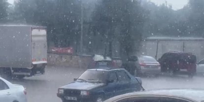 Sivrihisar’da sağanak yağmur etkili oldu