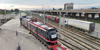 Samsun’a alınan 12 tramvaydan ikincisi de şehre ulaştı