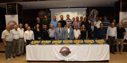 Söke’de sezonun ilk kuru inciri 600 TL’den alındı
