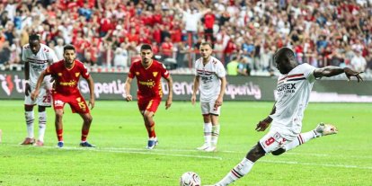 Trendyol Süper Lig: Samsunspor: 3 - Göztepe: 3 (Maç sonucu)