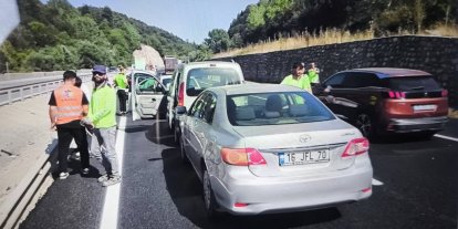 Bilecik’te 4 araç birbirine girdi: 1 yaralı
