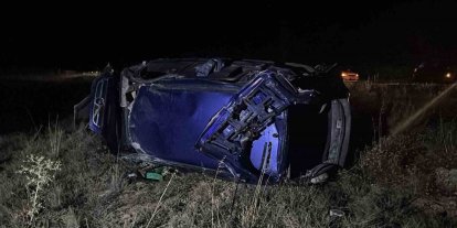 Niğde’de iki otomobil kafa kafaya çarpıştı: 1’i ağır, 7 yaralı