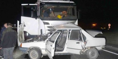 Kastamonu’da tır ile otomobil çarpıştı: Kazada sürücü ile eşi hayatını kaybetti
