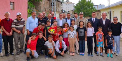 Vali Eldivan, yangınzedeleri yalnız bırakmadı