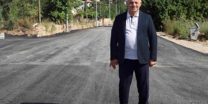 Yahyalı’da asfalt seferberliği hız kesmeden devam ediyor