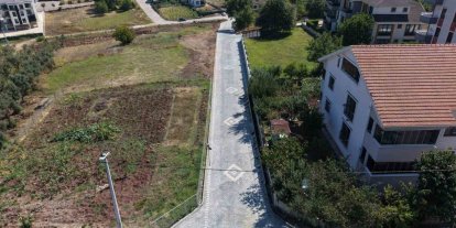 150 yıllık köprünün bağlantı yoluna parke döşendi