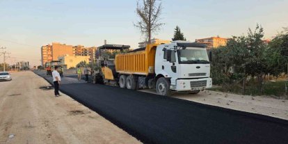 Mardin Büyükşehir Belediyesi Kızıltepe’de asfalt ve yol düzenleme çalışmalarını sürdürüyor