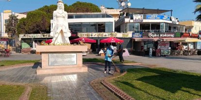 Didim Belediyesi yeşil alanlarda bakım ve düzenleme çalışmalarını sürdürüyor