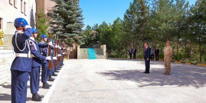 Vali Eldivan, Jandarma Komutanı Aslan’ı ziyaret etti